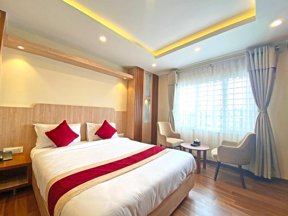 Hotel Nilakantha Pvt. Ltd Kathmandu Exterior foto