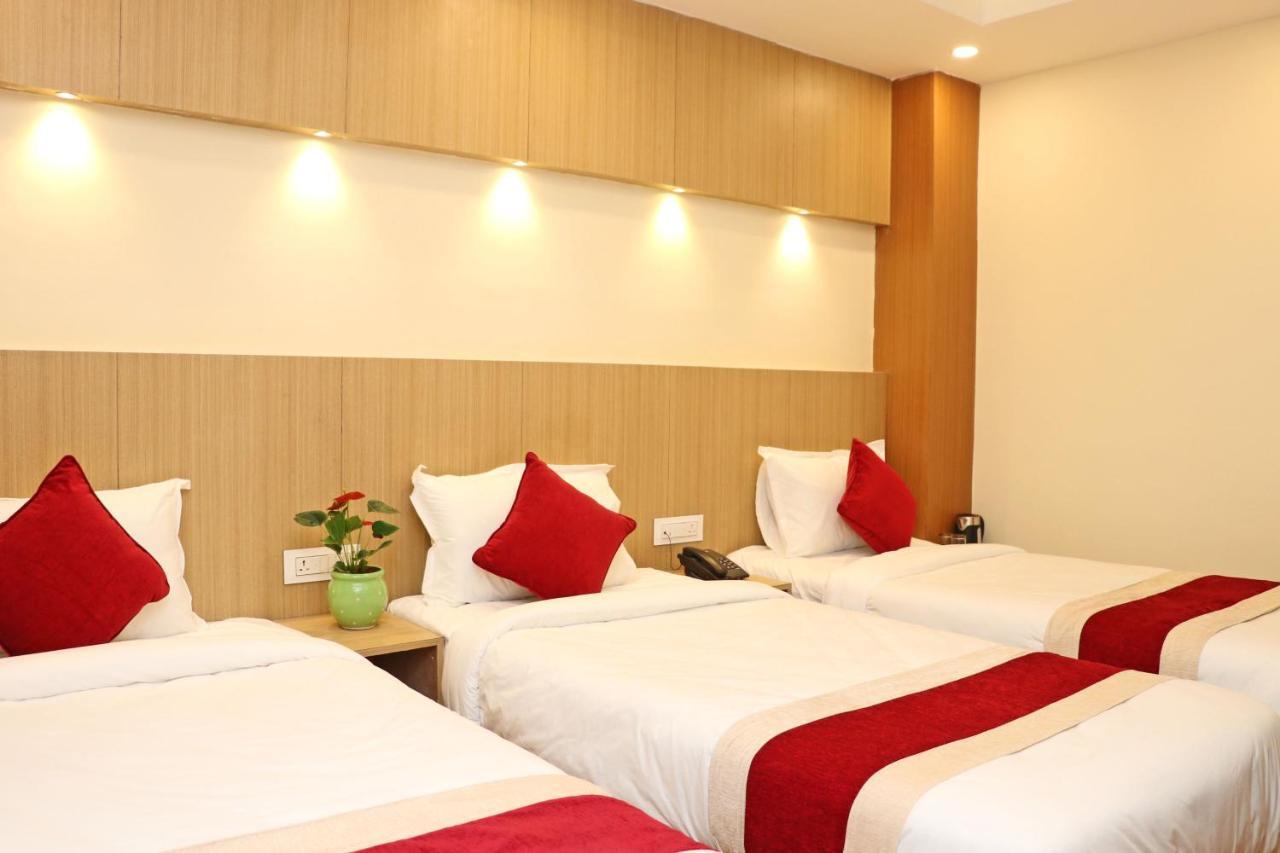 Hotel Nilakantha Pvt. Ltd Kathmandu Exterior foto