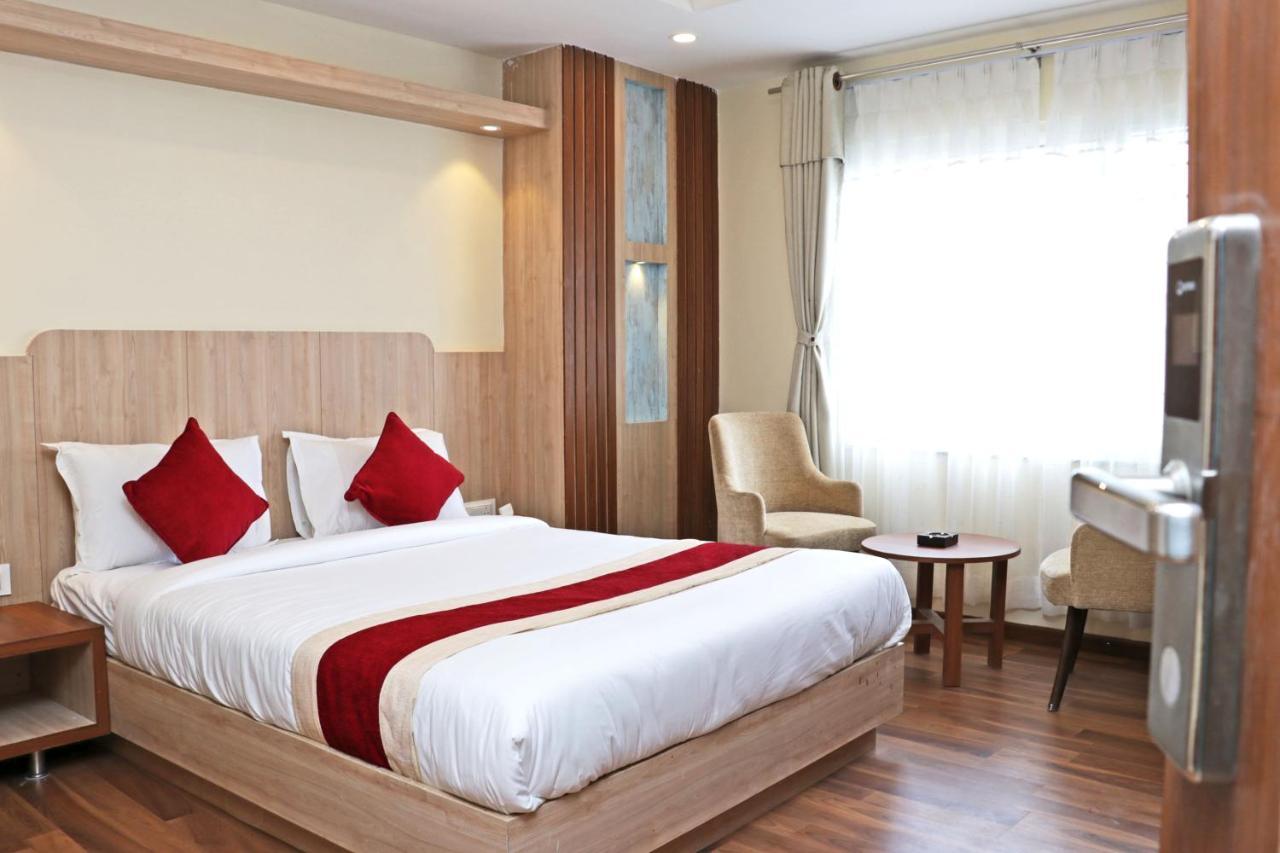 Hotel Nilakantha Pvt. Ltd Kathmandu Exterior foto