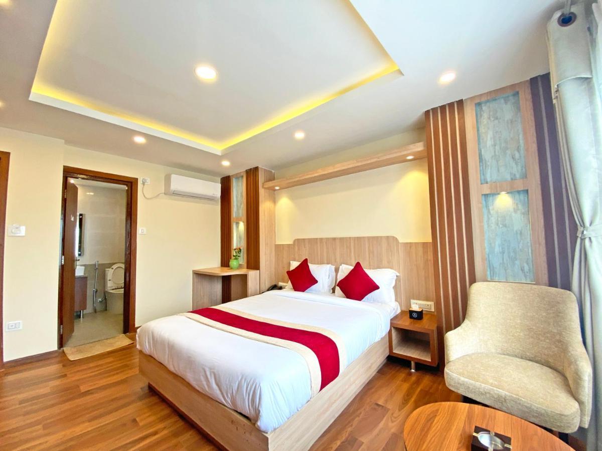 Hotel Nilakantha Pvt. Ltd Kathmandu Exterior foto