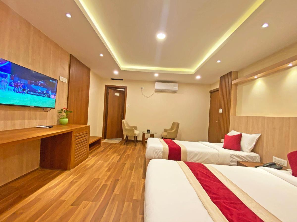 Hotel Nilakantha Pvt. Ltd Kathmandu Exterior foto