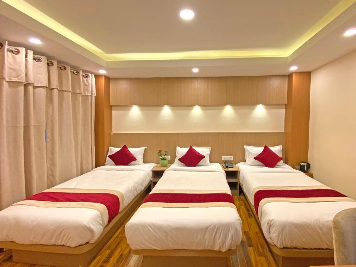 Hotel Nilakantha Pvt. Ltd Kathmandu Exterior foto