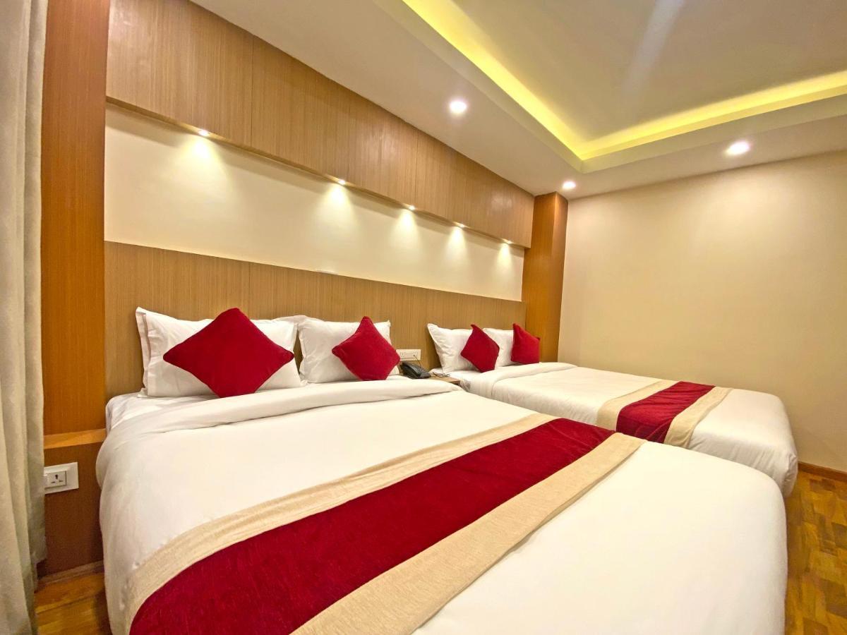 Hotel Nilakantha Pvt. Ltd Kathmandu Exterior foto