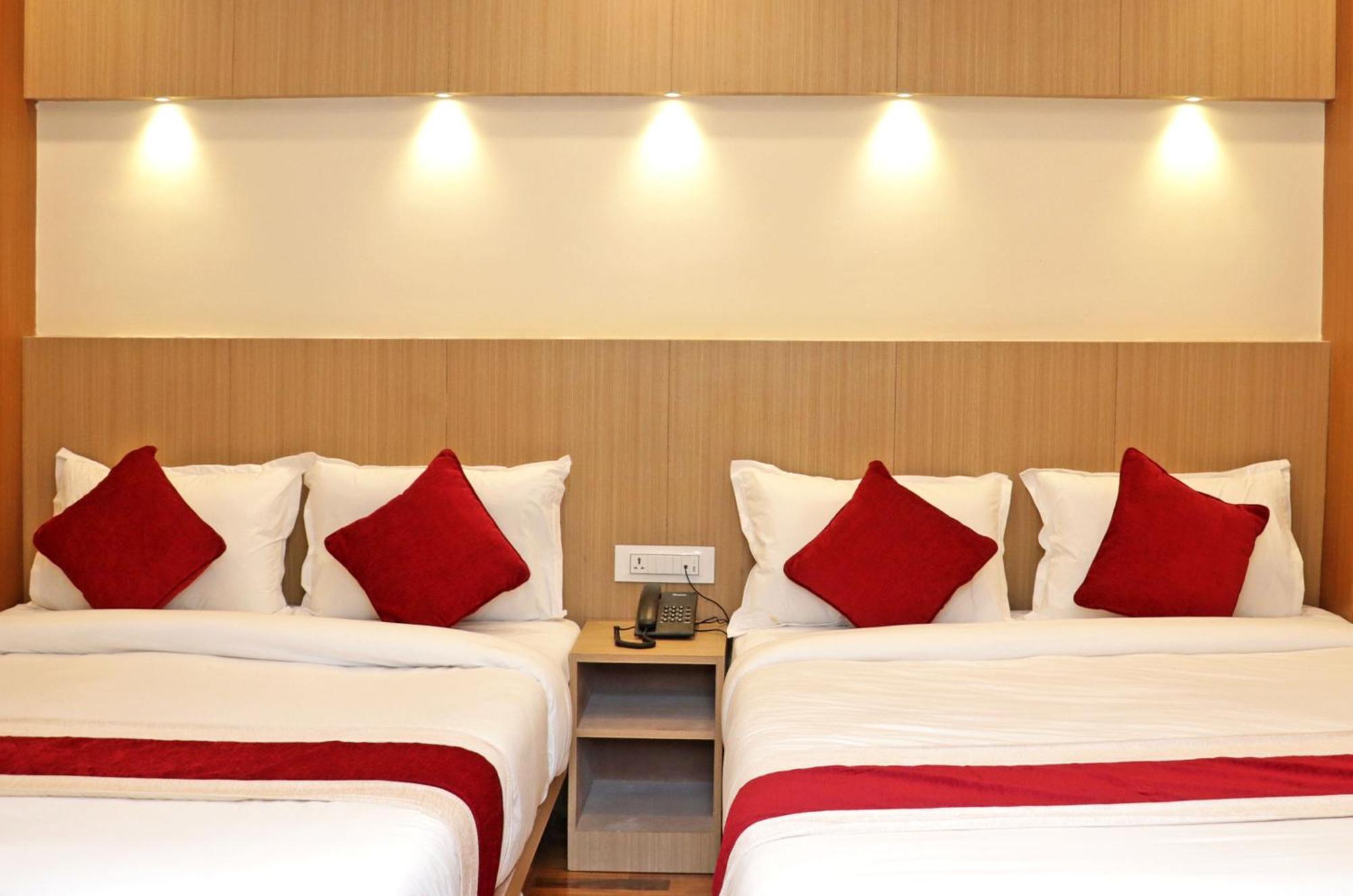 Hotel Nilakantha Pvt. Ltd Kathmandu Exterior foto